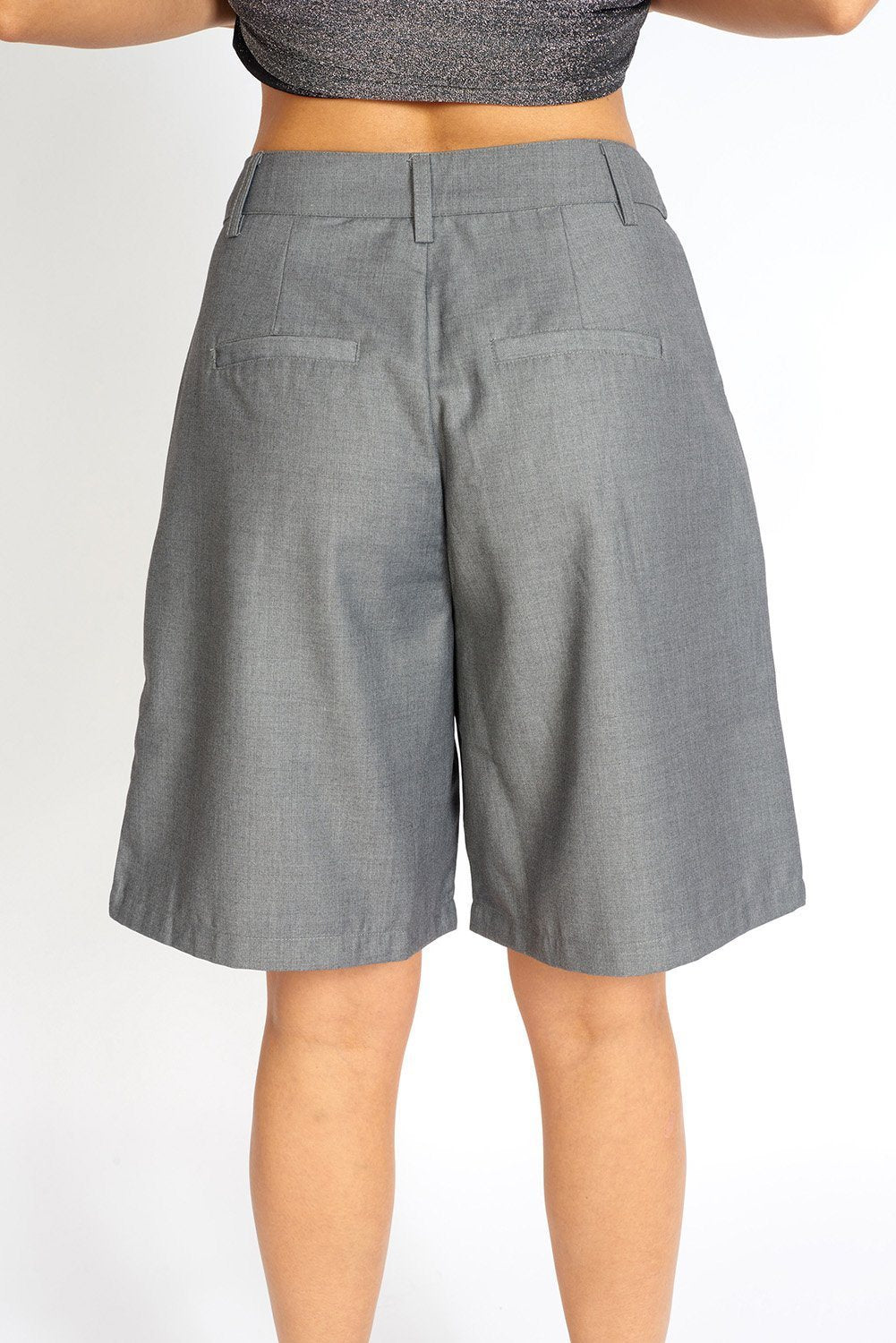 Loose Cut Cloth Bermuda Shorts - My Store