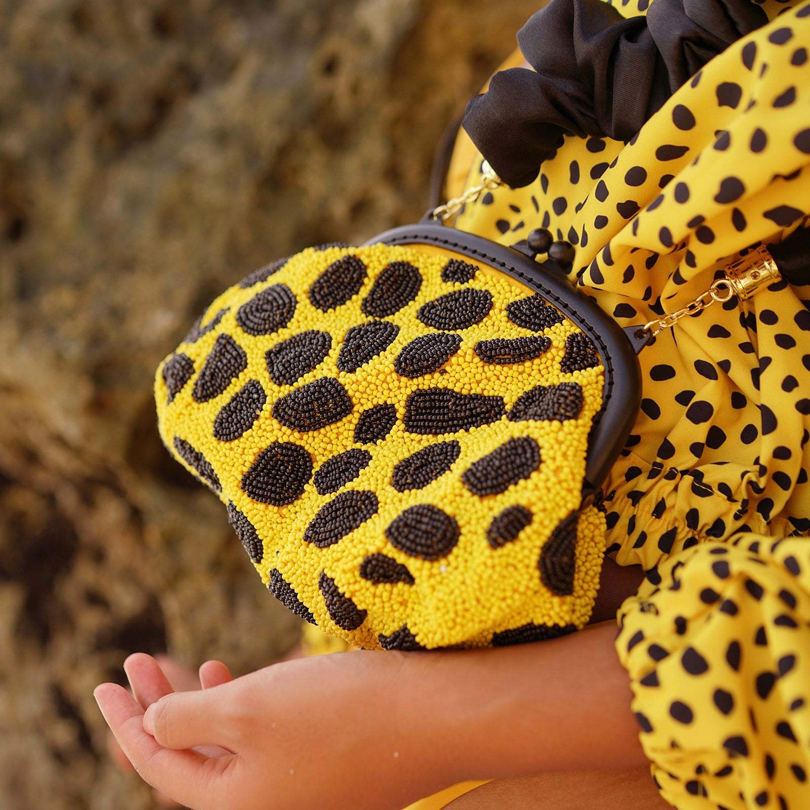 ARNOLDI VENOM Hand-beaded Clutch, in Black & Yellow - My Store