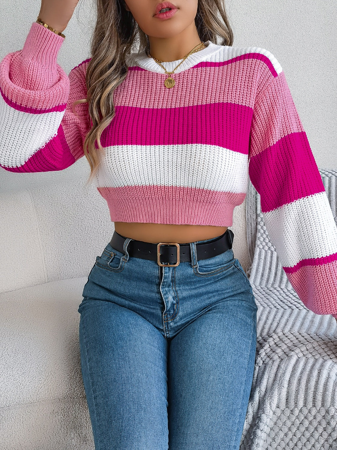 Color Block Round Neck Cropped Sweater - My Store